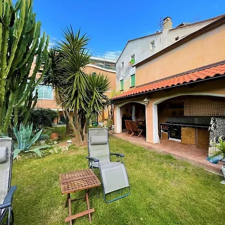 Ananda House - Garden & Seawiew- *