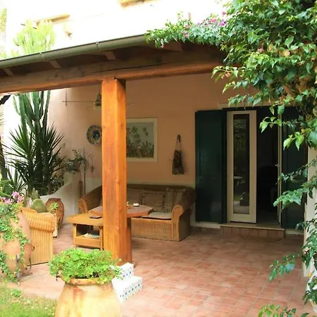 Дом отдыха Ananda House - Garden & Seawiew-